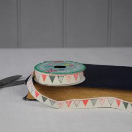 Vintage Crafts Cotton Ribbon Party Bunting